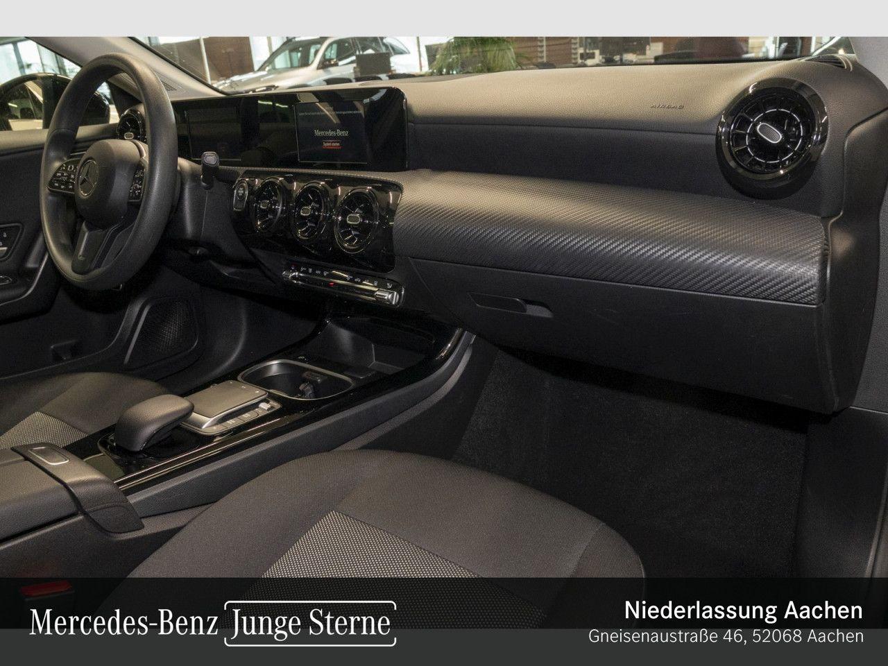 Mercedes-Benz A 250 e Lim Pano/LED/Kam/CarePlay/Navi+/DAB/PTS