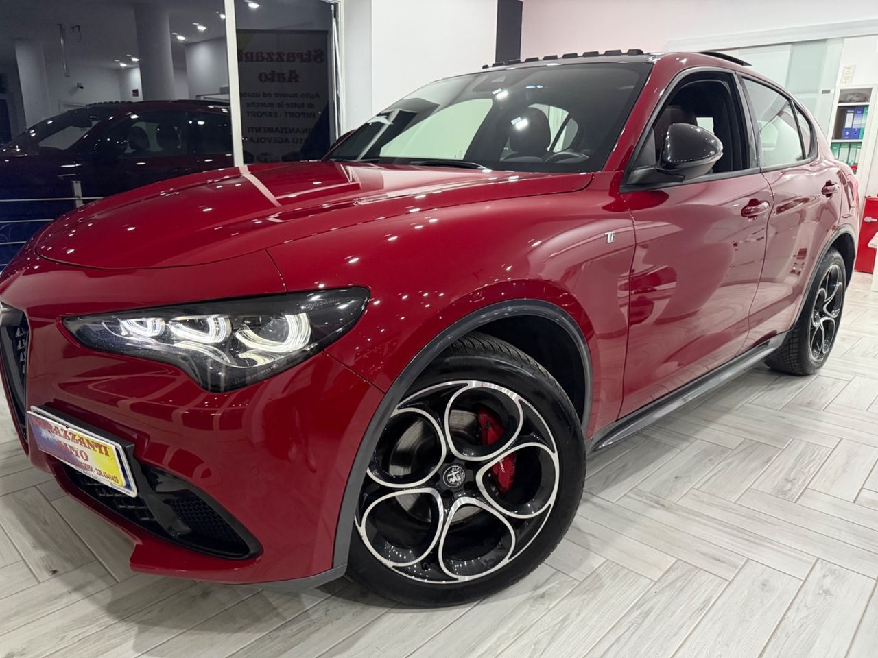 Alfa Romeo NEW Stelvio 210CV AT8 Q4 Ti+R20/TETTO imagem 2