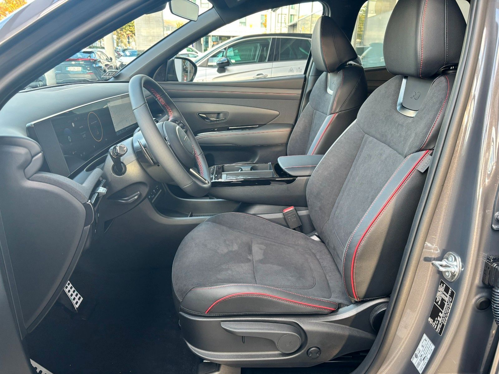 Fahrzeugabbildung Hyundai Tucson 1.6 T-GDI N Line KlimaA,LED,Navi,SHZ,ACC