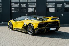 Fahrzeugabbildung Lamborghini Aventador SVJ*Traumauto*63er Design*NEUZUSTAND