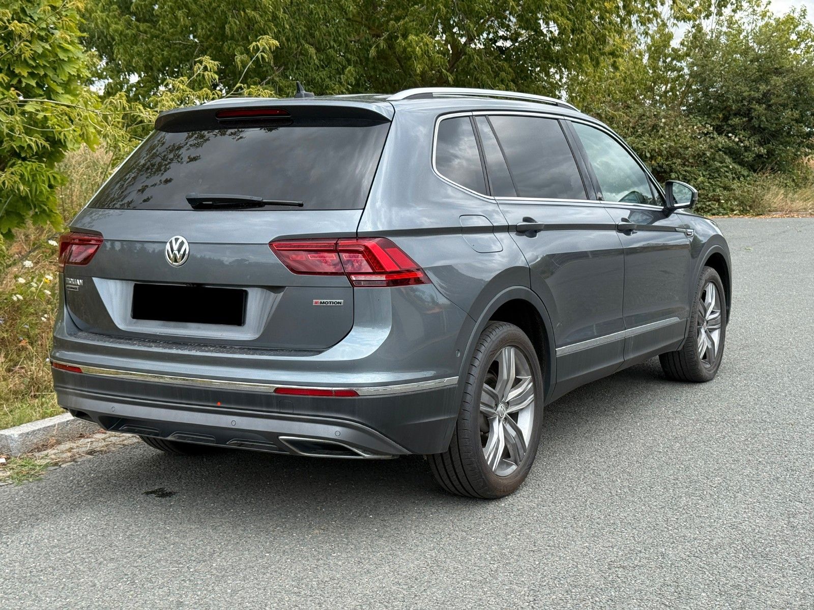 Volkswagen Tiguan Allspace Highline 4Motion 1.Hand imagem 3