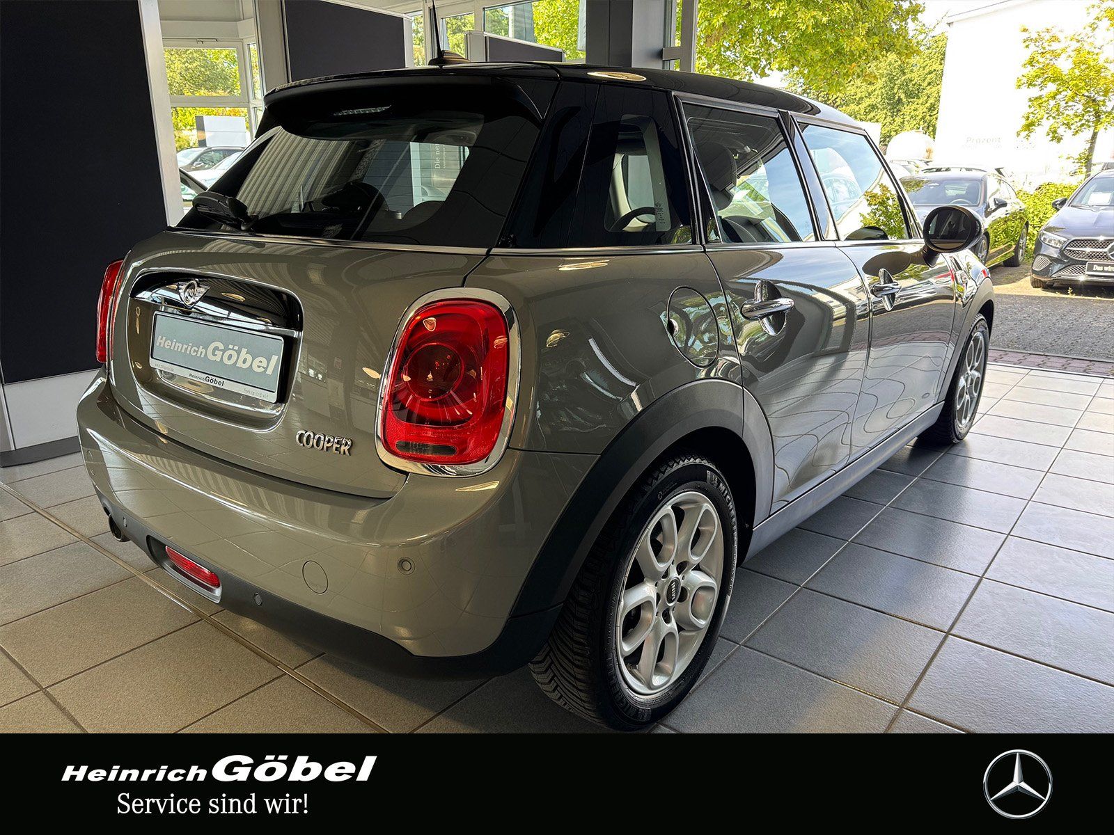 Fahrzeugabbildung MINI Mini Cooper