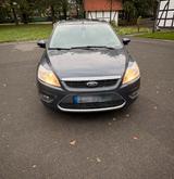 Ford Focus  Ghia  Automatik TÜV neu - Ford Focus aus 2007: Ghia