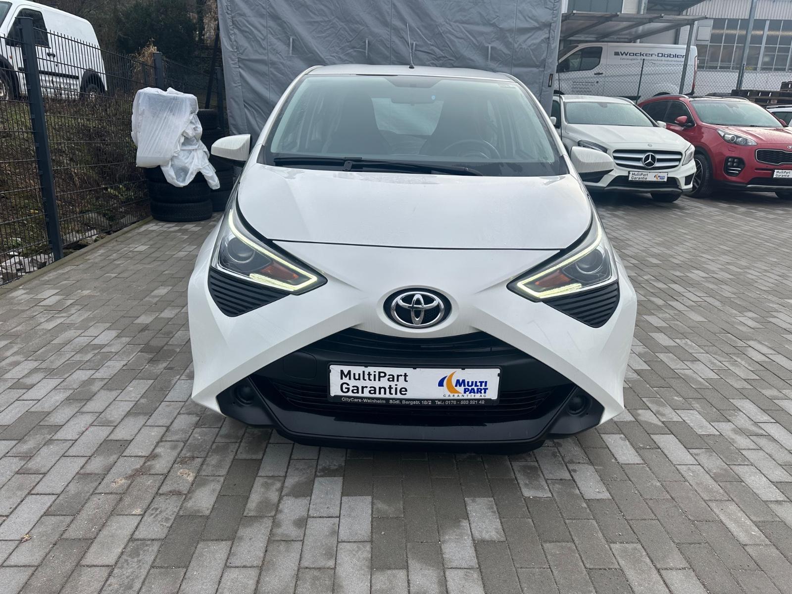 Toyota Aygo AYGO x-play Klima/Tempomat