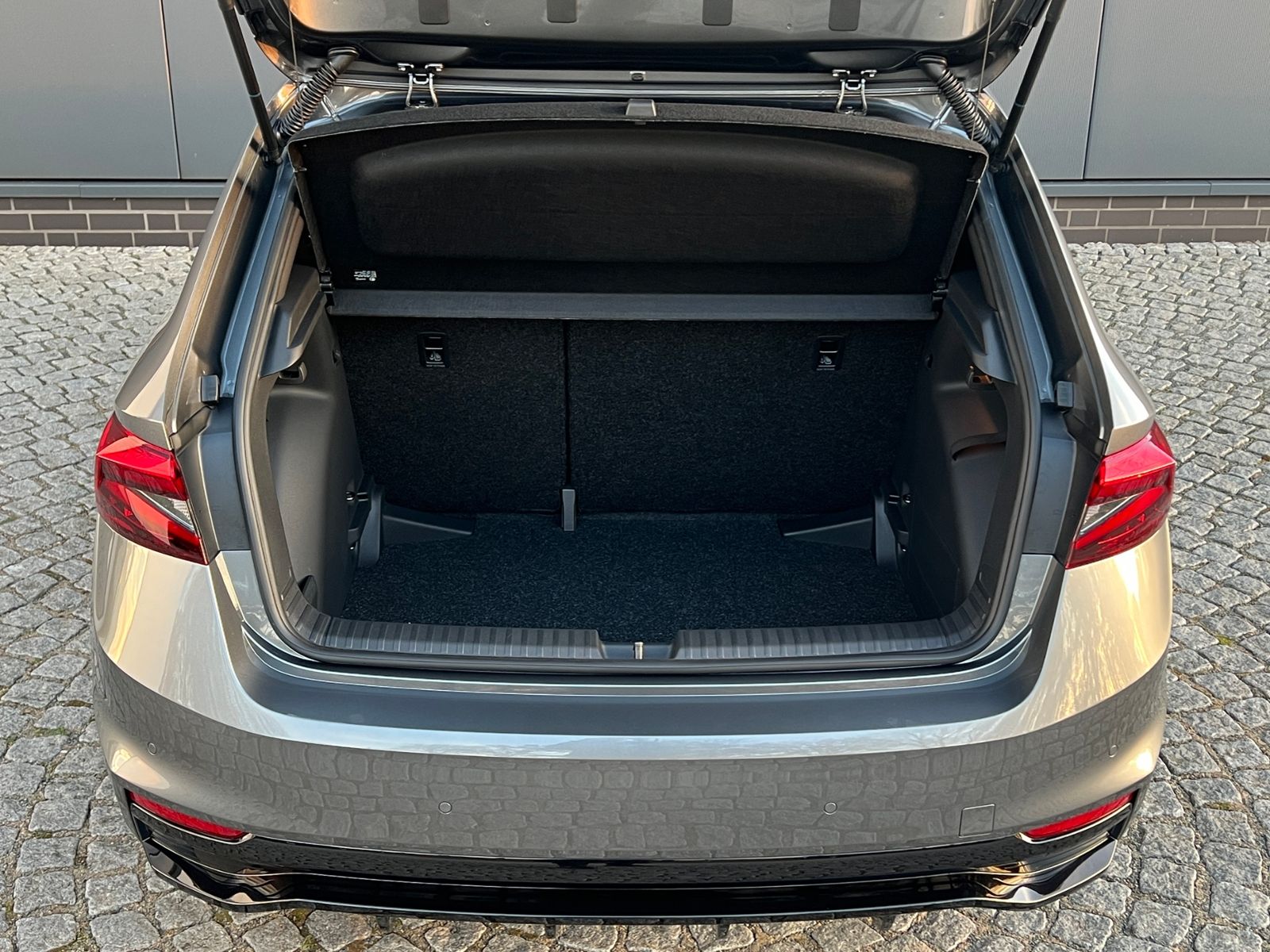 Fahrzeugabbildung SKODA Fabia Monte Carlo 1.0 TSI DSG *LED, SmartLink, K