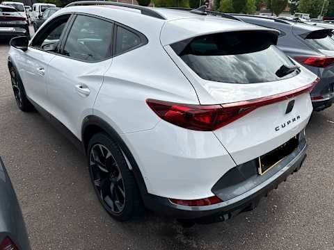 Cupra Formentor VZ 1.4 e-Hybrid AHK LED ACC RearView S imagem 3