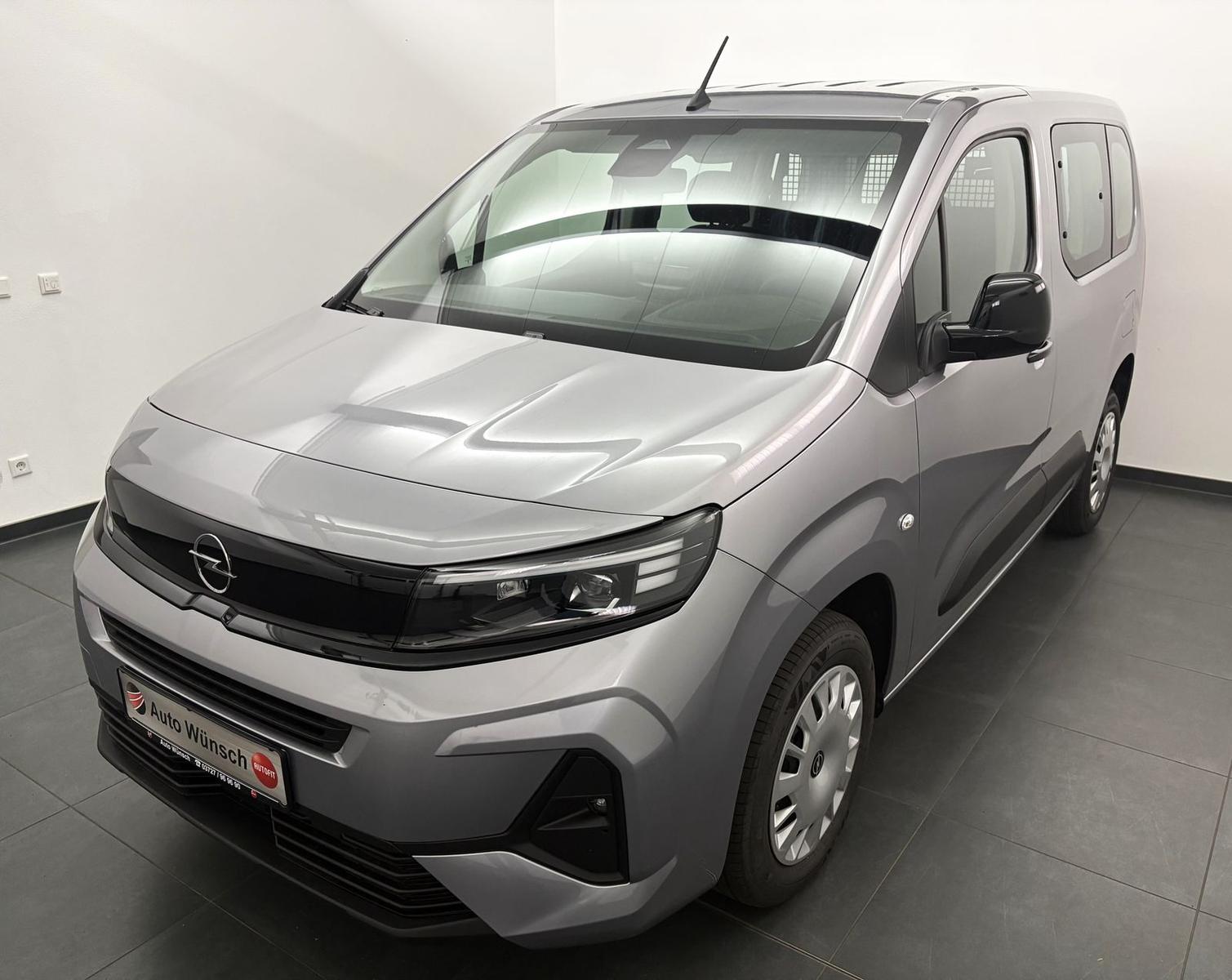 Opel Combo Life Edition AHK+Matrix-LED+RFK+Navi+Ca...
