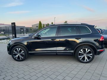 Volkswagen Touareg - 8