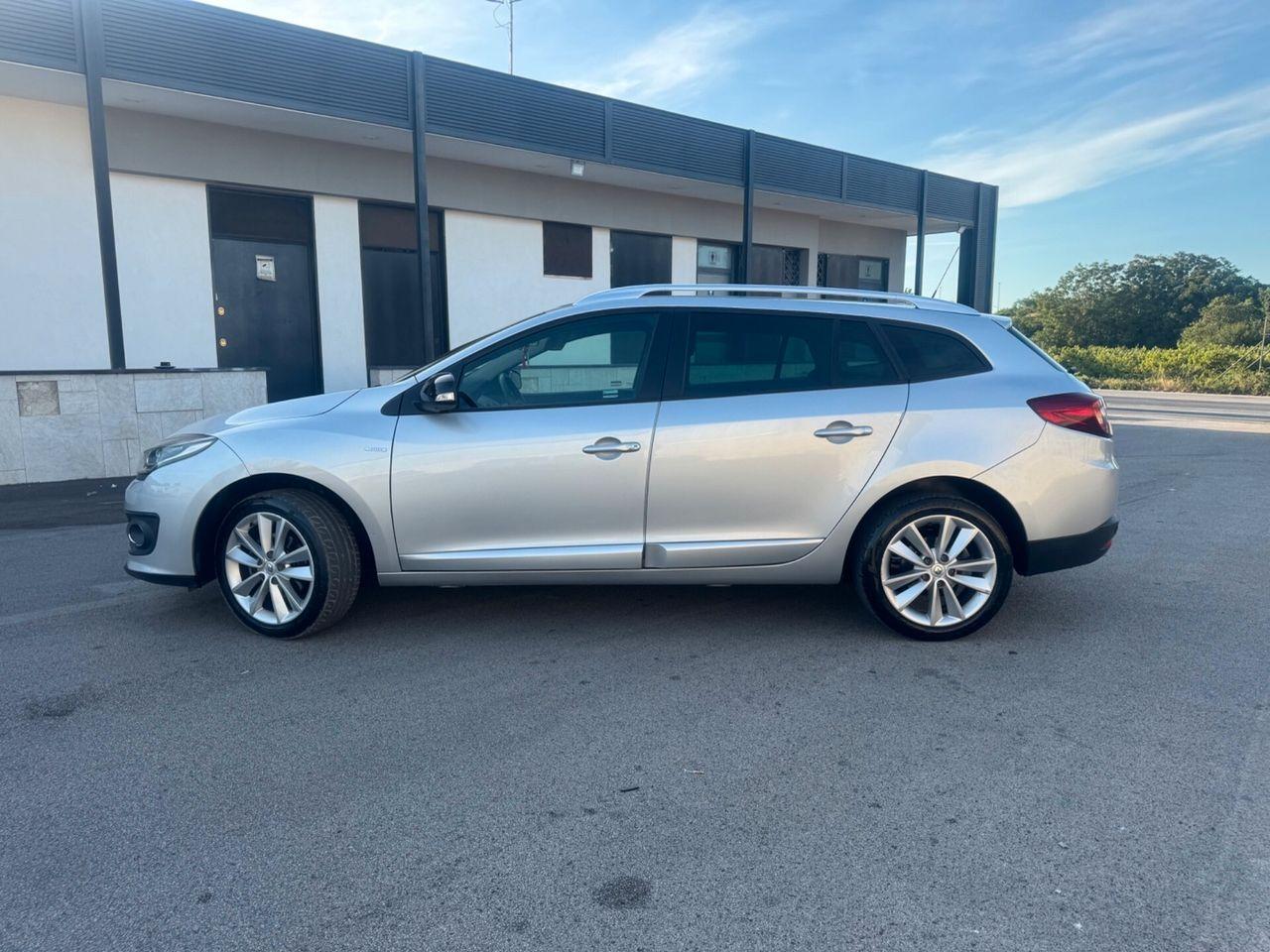 Renault Megane 2015 — photo 7