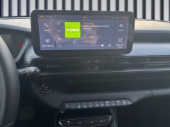 JEEP Avenger 1.2 e-Hybrid DCT Longitude LED+LM+PDC+AU