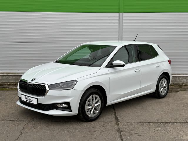 Skoda Fabia 110PS Style+Climatronic KESSY PDC LM15"AHK