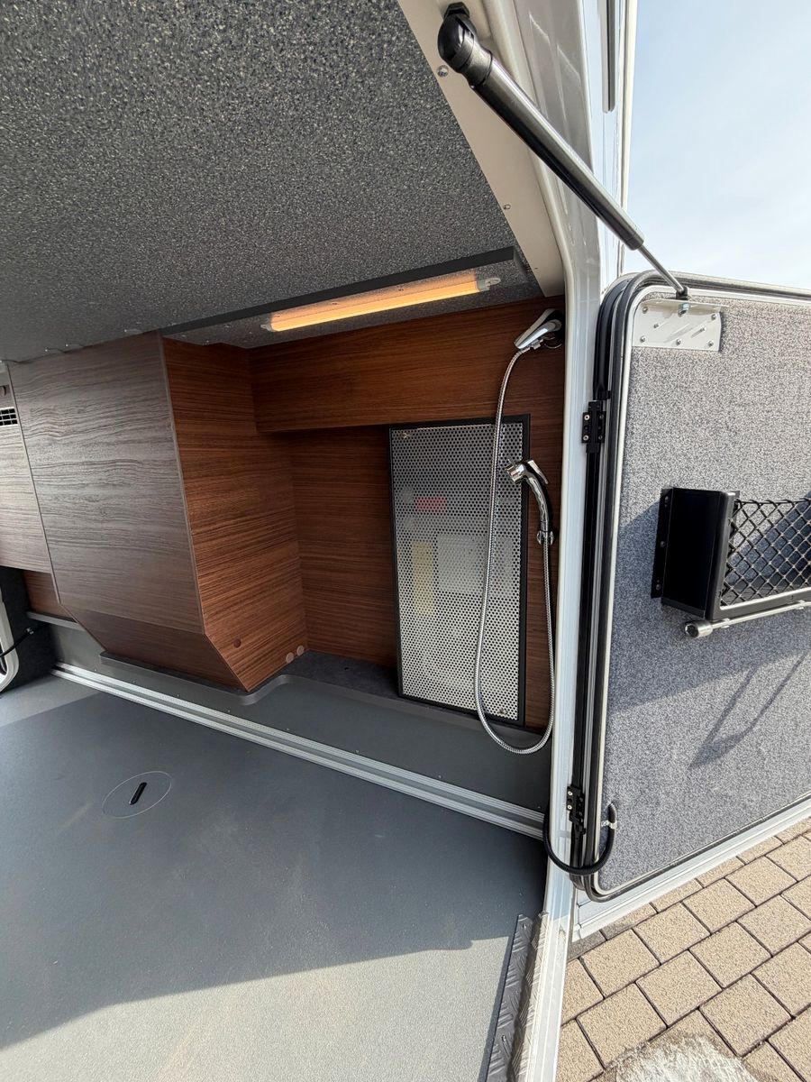 Fahrzeugabbildung Carthago chic c-line T 4.9 LE