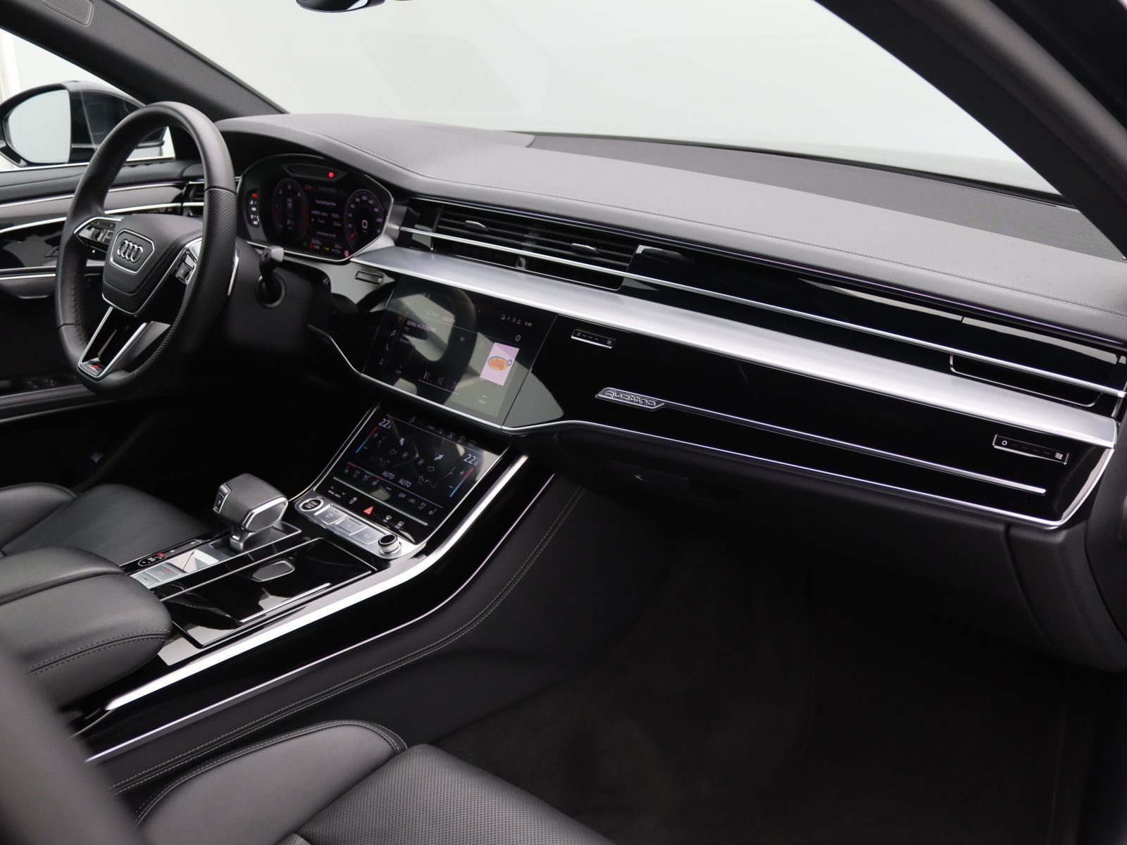 Audi A8 - Bild 12