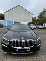 BMW 740dxDrive M SPORT BMW GARANTIE !  - gebrauchte BMW 740 aus dem Jahr 2021