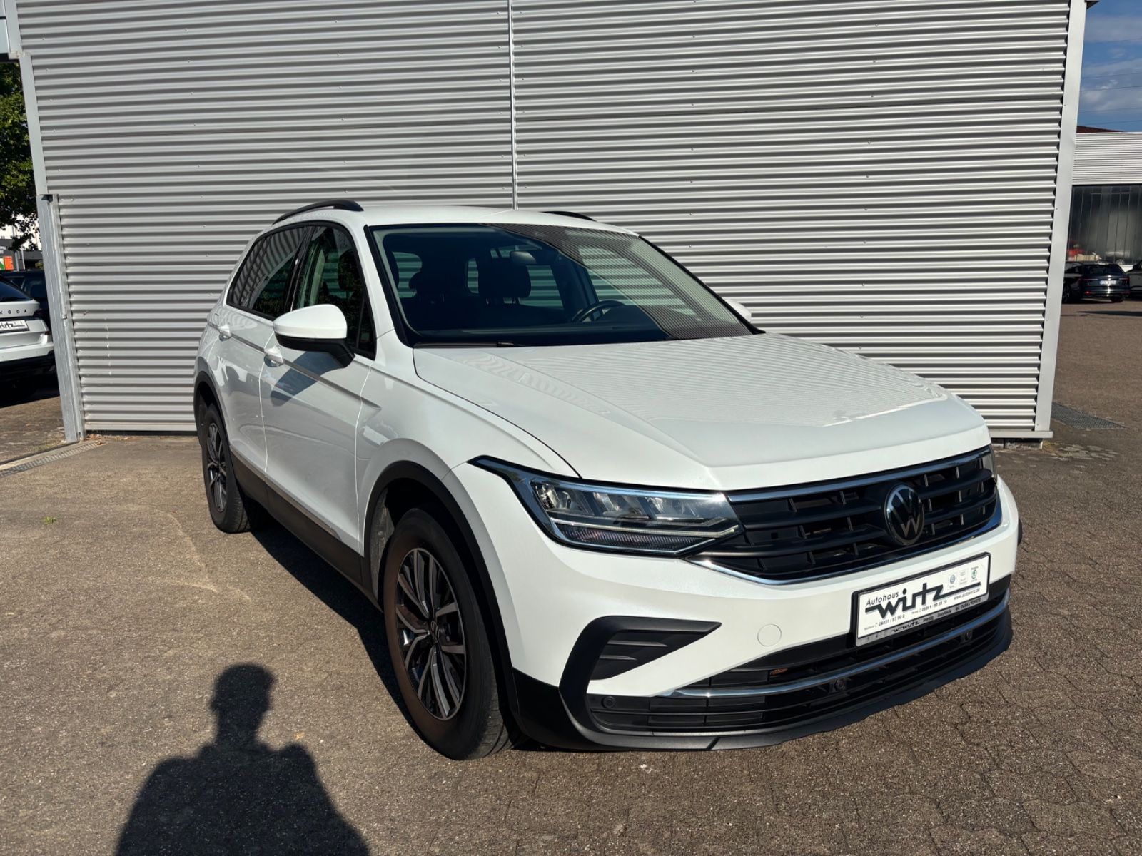 Fahrzeugabbildung Volkswagen Tiguan Life 1.4 TSI eHybrid