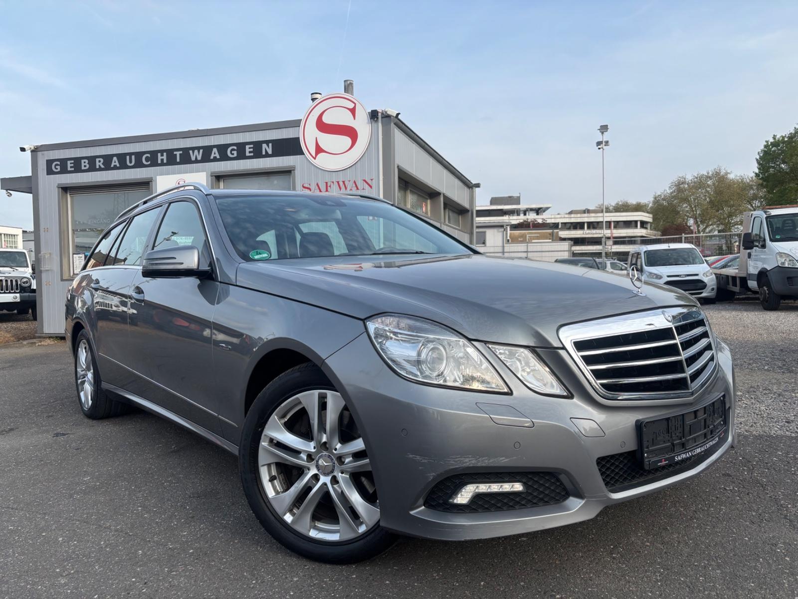 Mercedes-Benz E 250 CGI Avantgarde*SITZH*TLEDER*LRS*TEMP*NAVI*