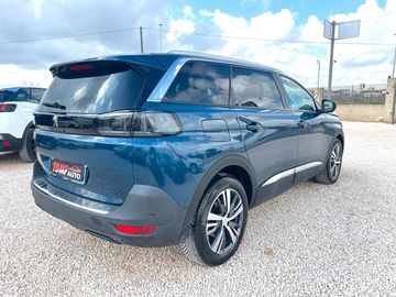 Peugeot 5008 - 5