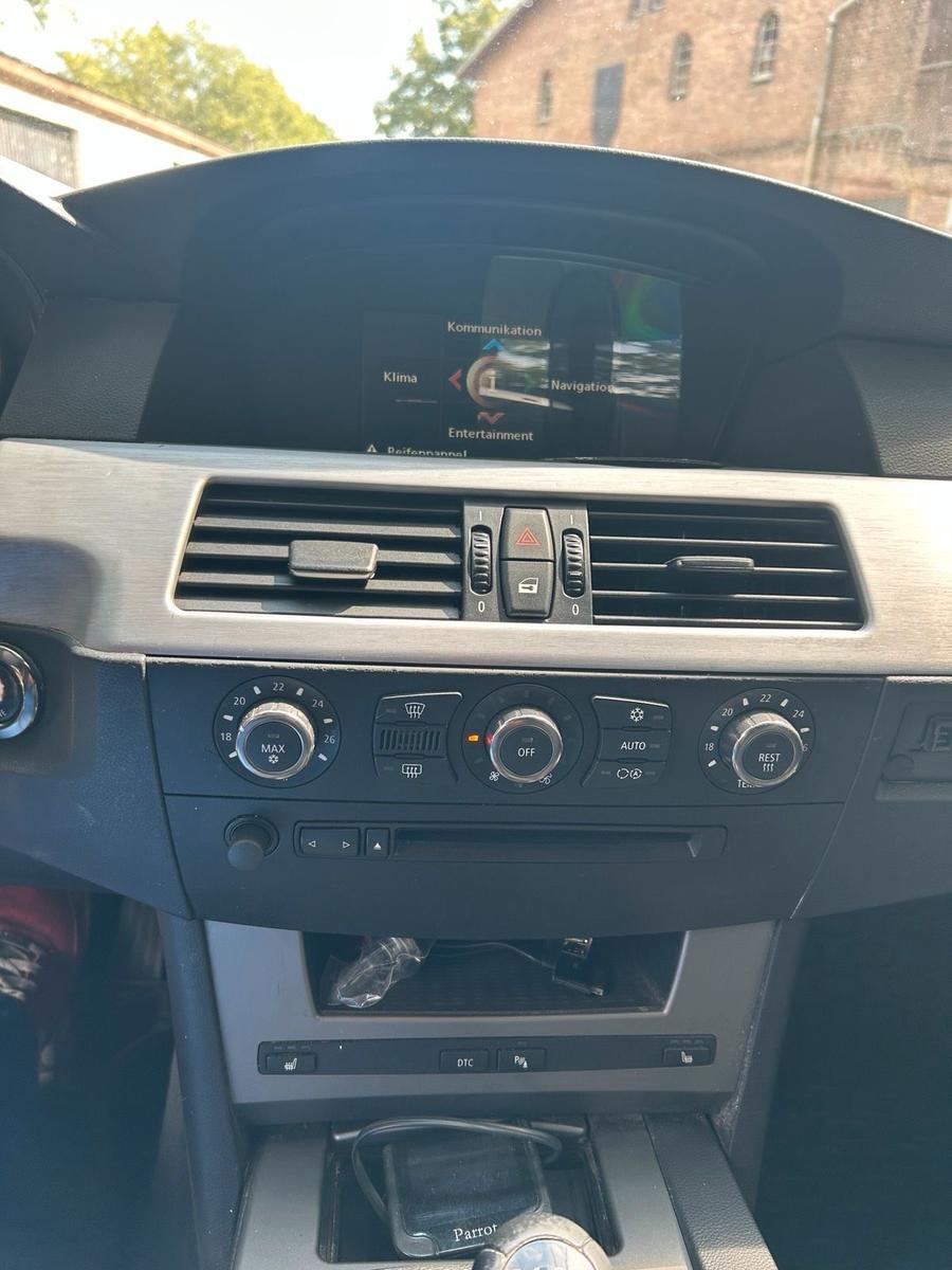 BMW 520 2005 — photo 10