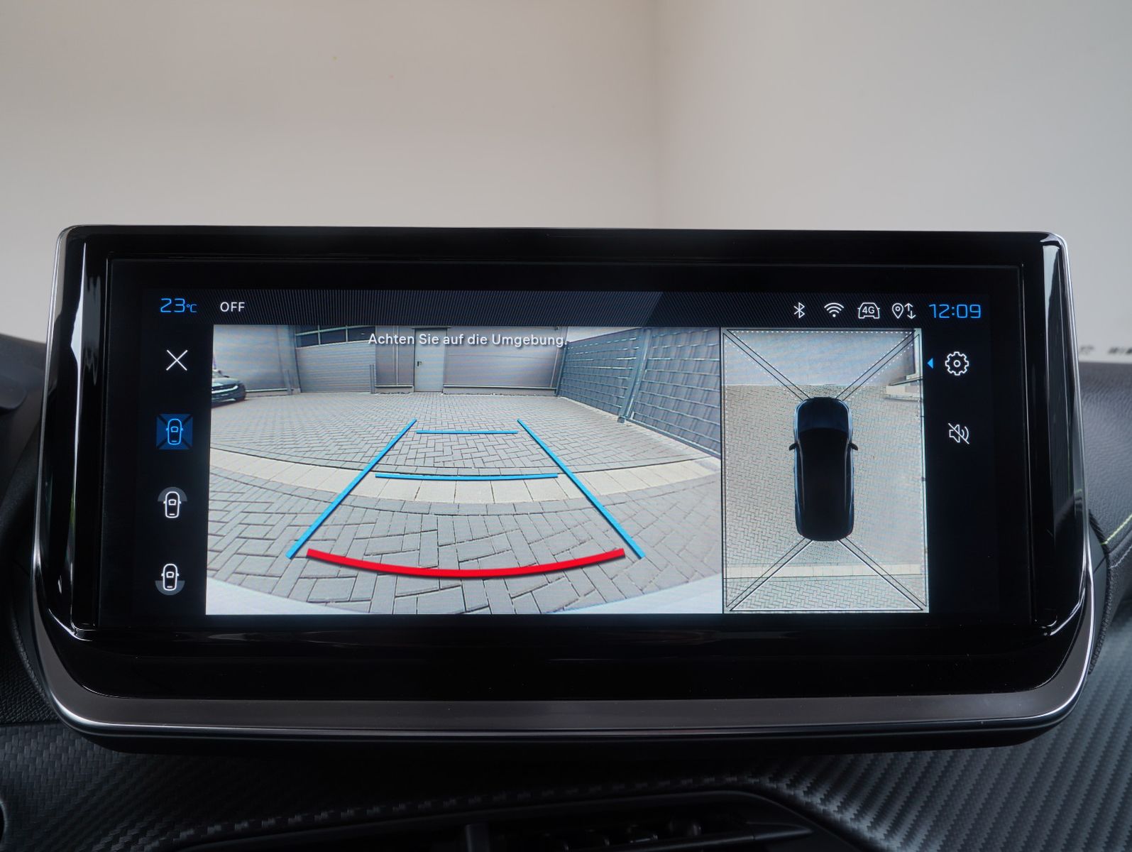 Fahrzeugabbildung Peugeot 2008 e- GT 11KW/LED/NAVI/360°/SOH