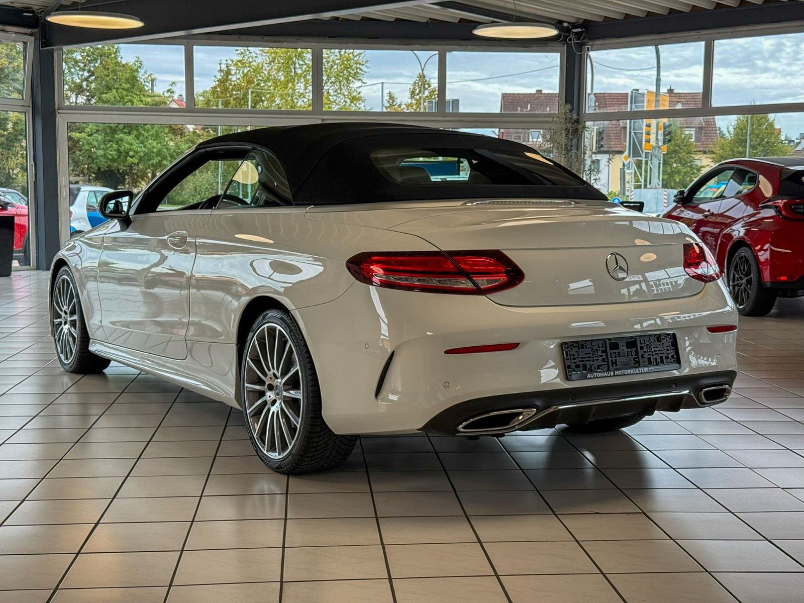 Mercedes-Benz C 300d Cabrio AMG Line 360° LED ACC foto 5