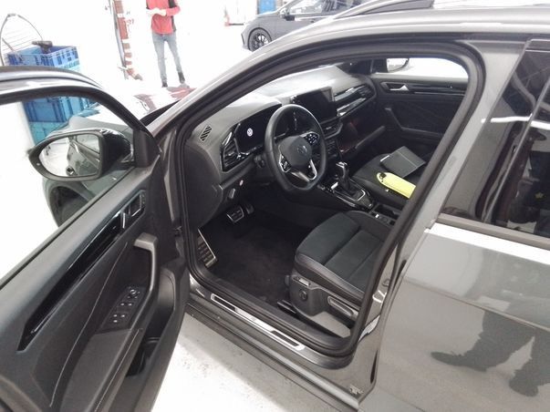 T-Roc 1.5 TSI DSG R-LINE BLACKSTYLE LED+PANO+KAM