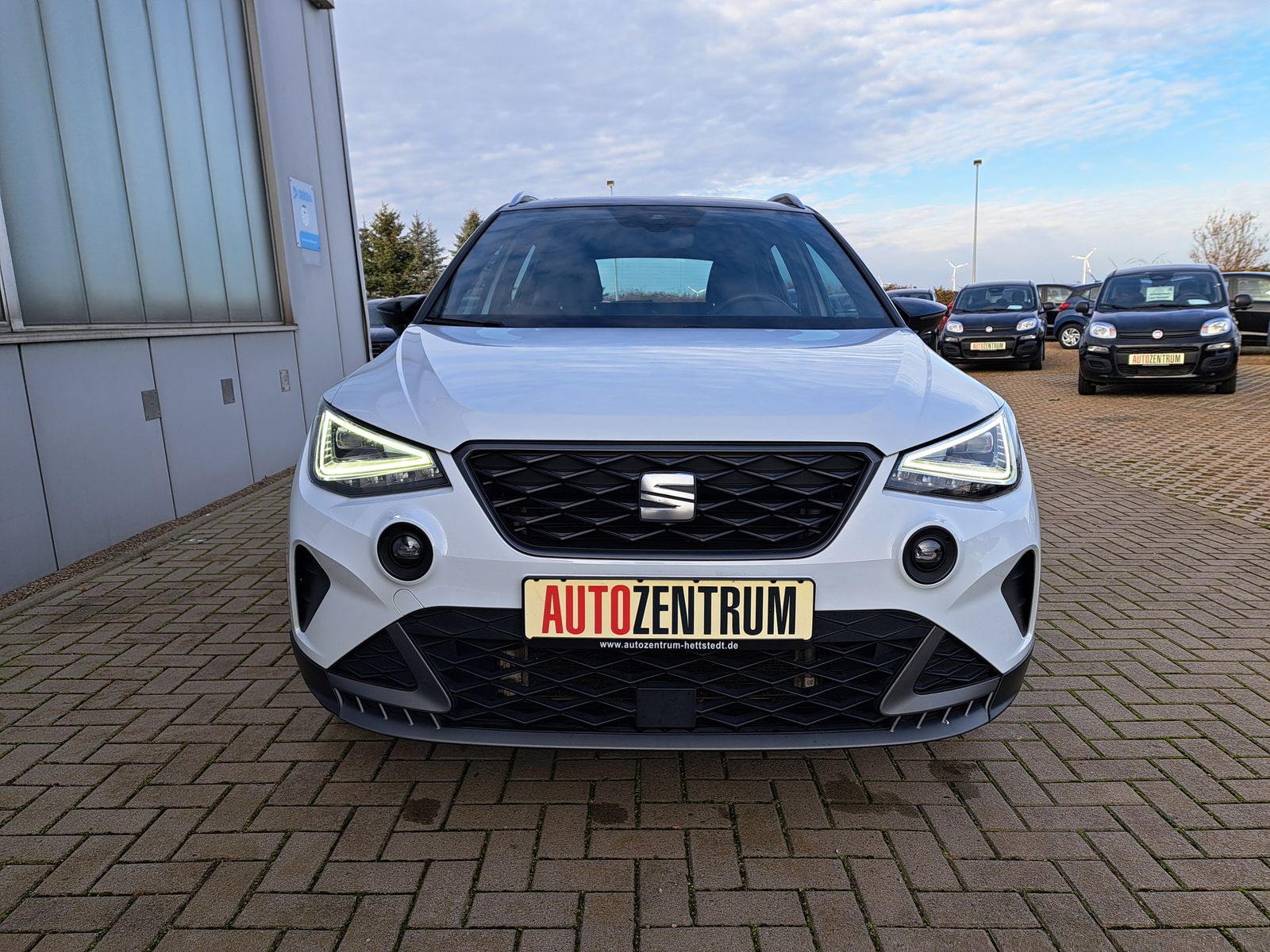 Fahrzeugabbildung SEAT Arona 1.0 TSI FR DSG MY 2022 LED NAVI PDC ALU