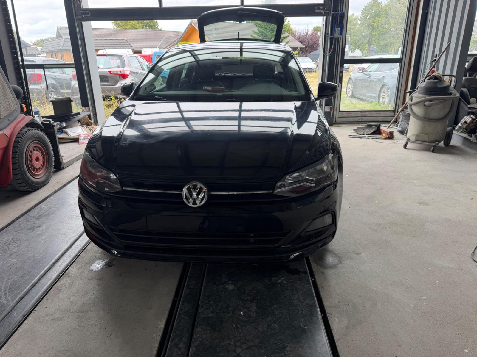 Volkswagen Polo VI Comfortline