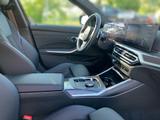 BMW 330i xDrive Lim. M Sport PRO HUD LC Prof. DA Pro - BMW 330: 330d Sport