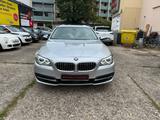 BMW 520*Aut*Klimaau*Panorama*Xen*Facelift*AHK*Kamera - BMW 520 in Bonn
