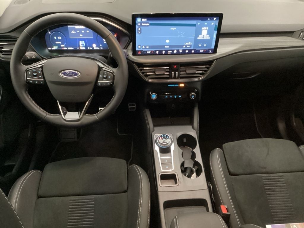 Fahrzeugabbildung Ford Kuga Plug-In Hybrid Active X HUD Navi AHK B&O