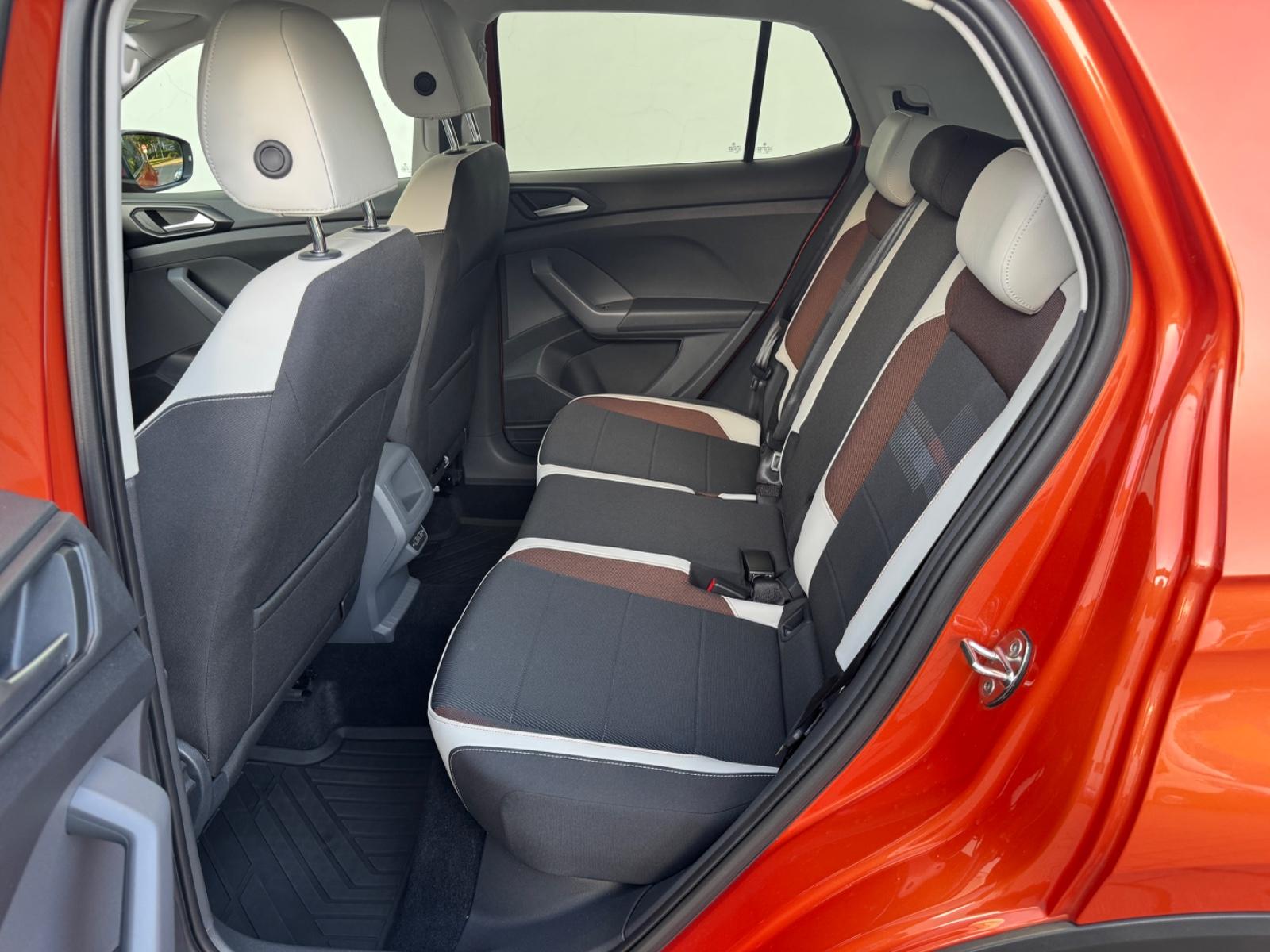 Volkswagen T-Cross 1.0 TSI"Style Orange-Design"Autom./Top !