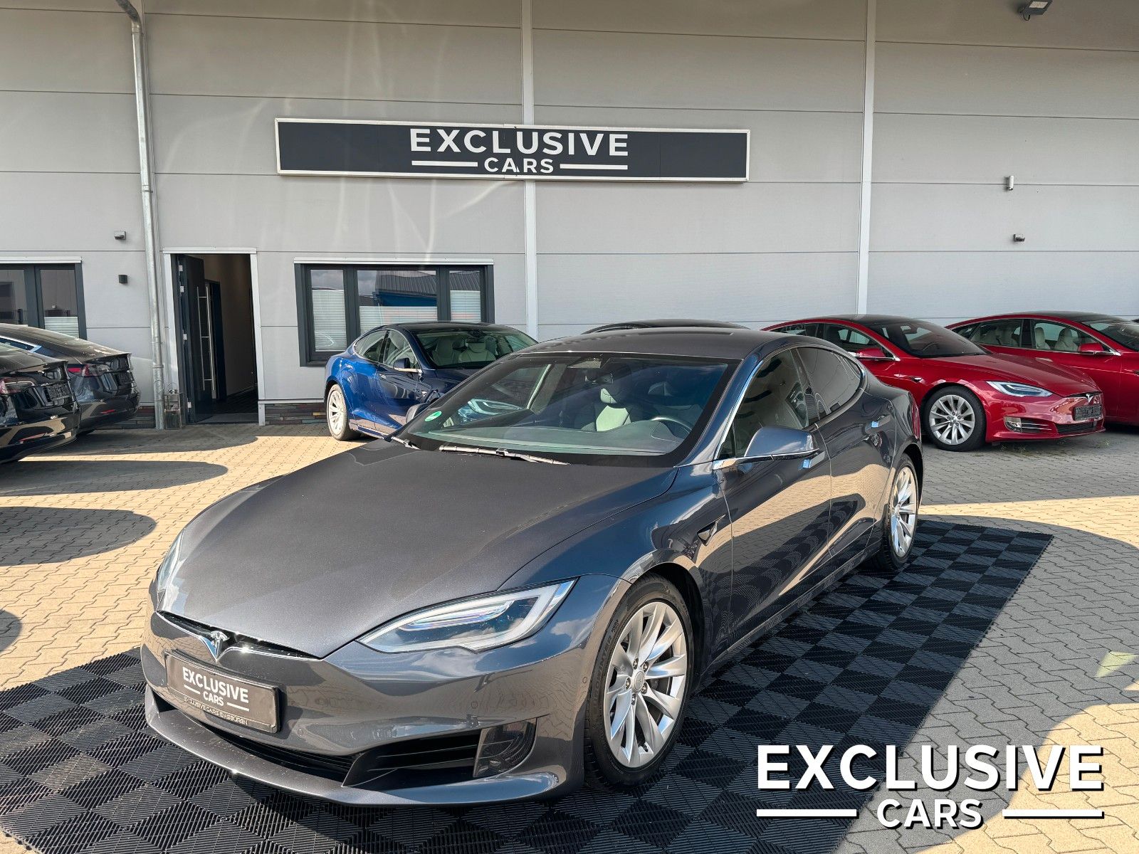 TESLA MODEL S75D | FREE SUPERCHARGER SC01 | MCU2 | CCS