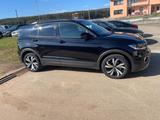 Volkswagen T-Cross 1.0 TSI OPF 81 kW DSG ACTIVE ACTIVE - Volkswagen T-Cross: Active