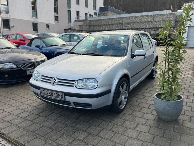 Volkswagen Golf 2.0 Sport Edition-Klima-Automatik-1.Hand