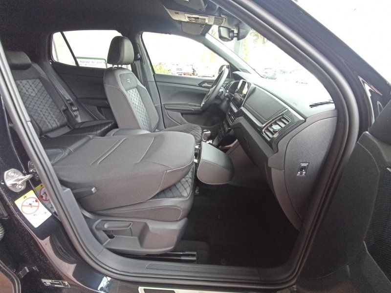 Fahrzeugansicht 17 Fahrzeugabbildung Volkswagen T-Cross 1.5 TSI R-Line DSG 1 AHK+MATRIX+NAVI+TRA