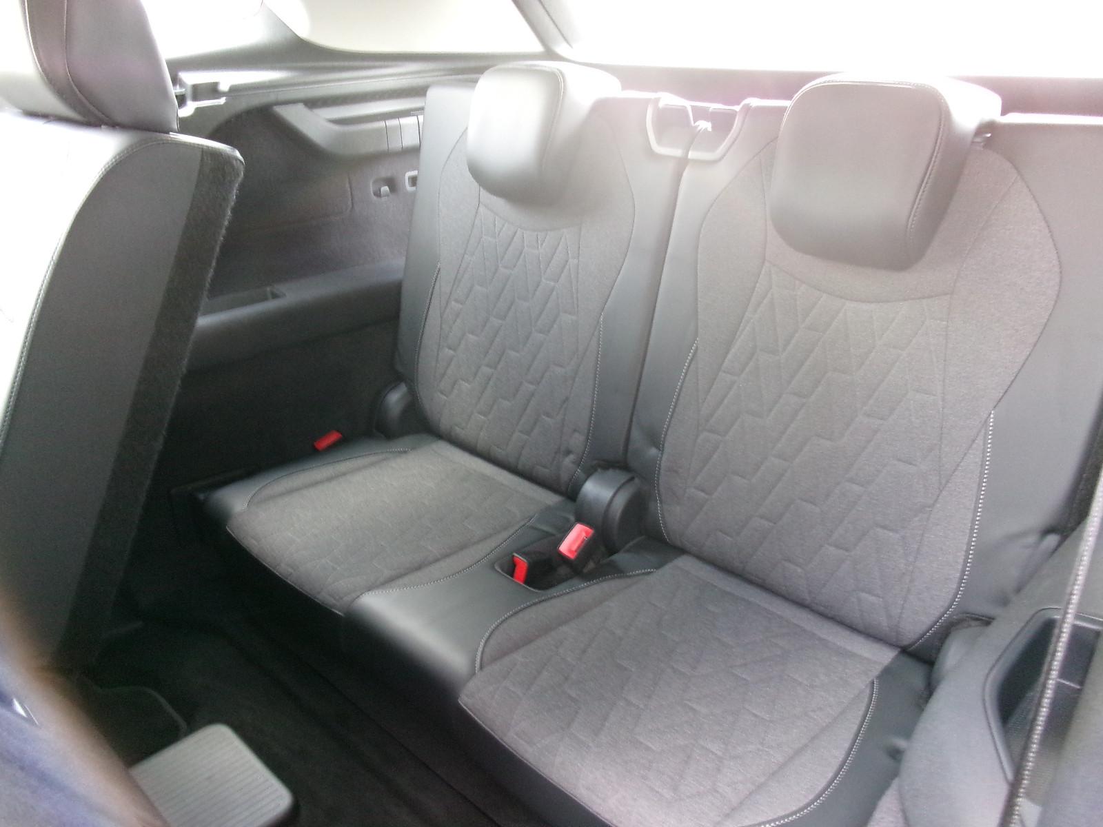 Volkswagen Tayron 2.0 TDI DSG Life 4Motion Matrix DCC 7 Sit