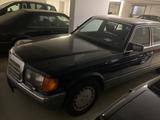 Mercedes-Benz 560 - Mercedes 560 mit Schiebedach