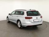 Volkswagen Passat 2.0 TDI DSG IQ-Light AHK ACC Navi Kamera - mit Diesel-Antrieb: Sitzheizung, Kombi, mit Klimaautomatik
