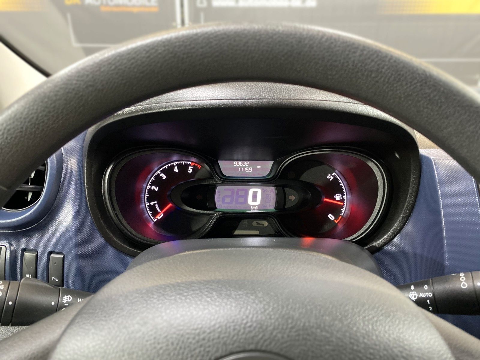 Fahrzeugabbildung Opel Vivaro Kasten L1H1 2,9t #Sortimo#Tempomat#Klima