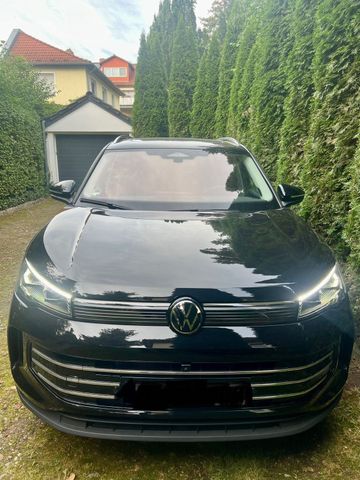 Volkswagen Tiguan 3 III Elegance 1,5 etsi VW STH Pano...