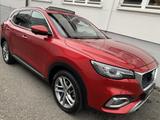 MG EHS Luxury PHEV - rote MG EHS