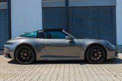 PORSCHE Porsche Targa 4 GTS/SPORT CHRONO & DESIGN PAKET