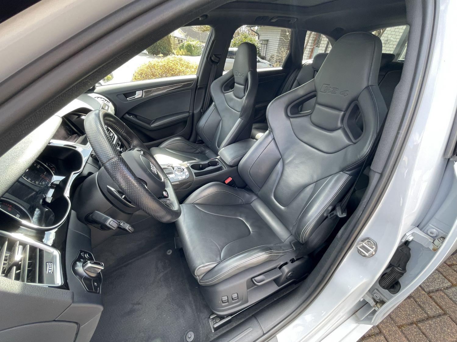 Audi RS4 ,RS-Sitze,ACC,Pano,20",B&O,77TKm,1HD,Mwst !