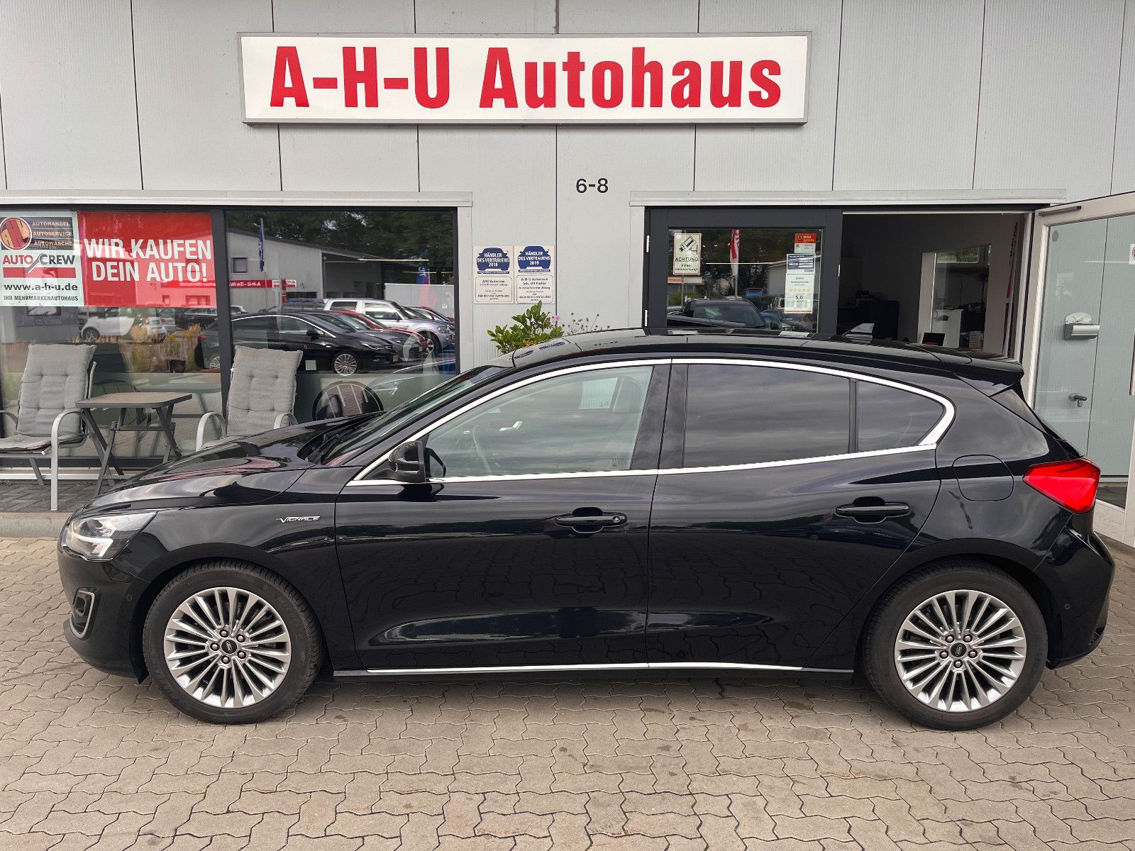 Fahrzeugabbildung Ford Focus Lim. Vignale
