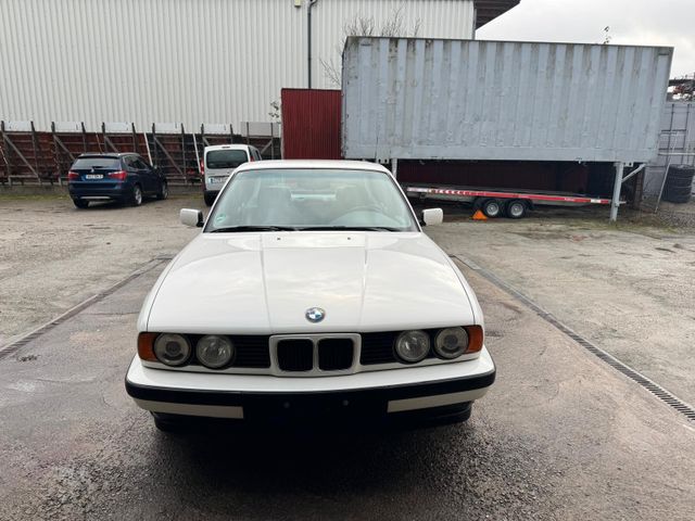 BMW 525i Touring 525i *H-Kennzeichen*HU/AU NEU*