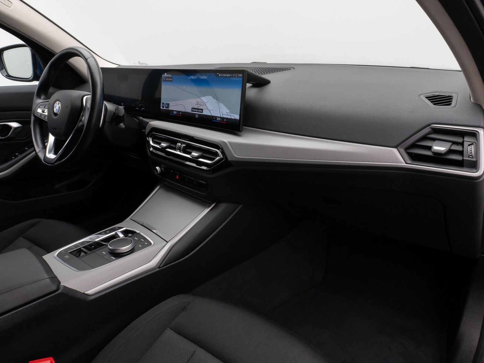 Fahrzeugabbildung BMW 318i DAB CockPit+ Widscreen Geschwindigkeitsreg
