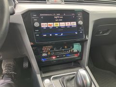 VW Passat Variant 2.0 TDI Business Taxi DSG LED Nav VW Passat Variant 2.0 TDI Business Taxi DSG LED Nav