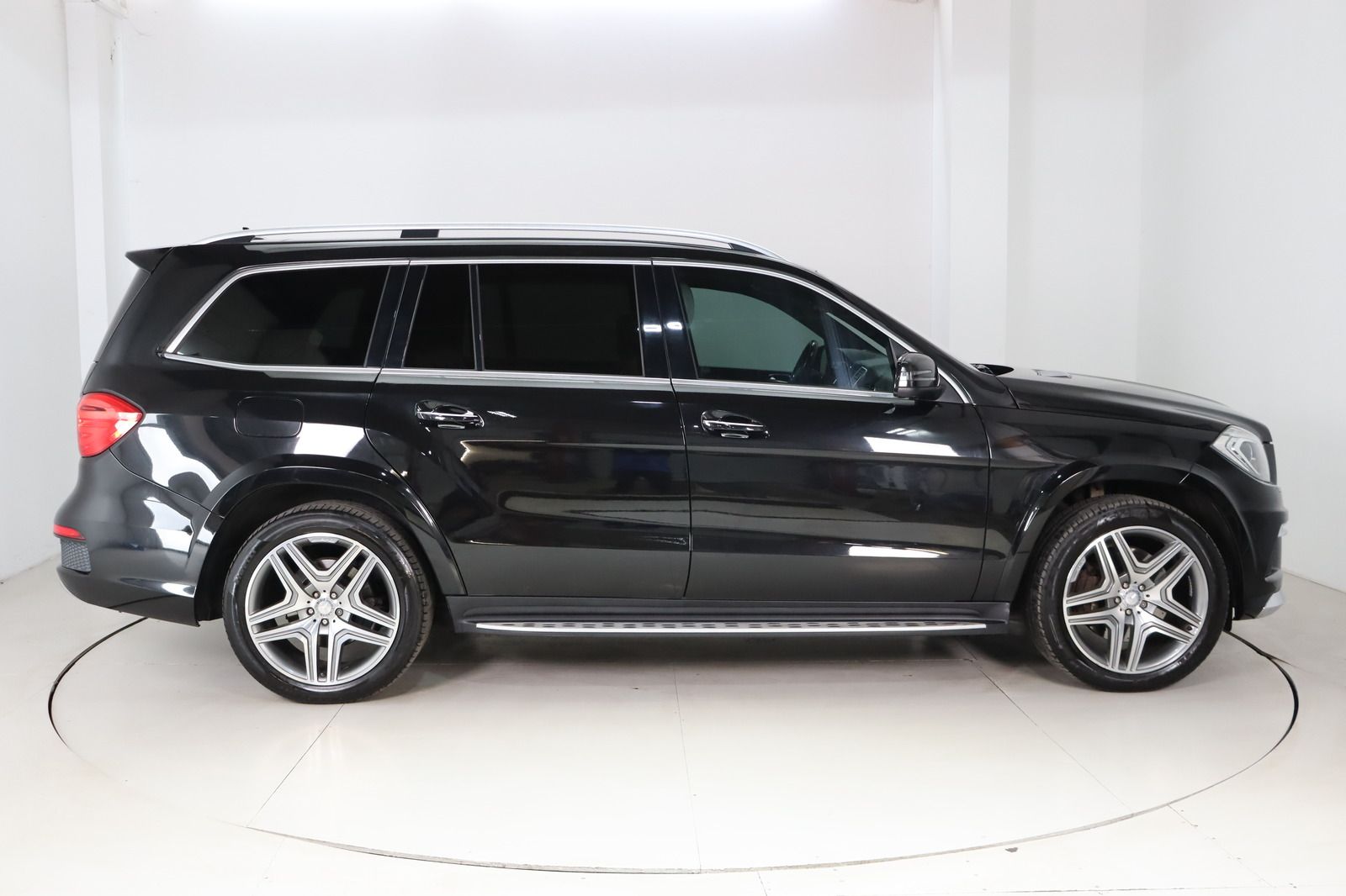 Fahrzeugabbildung Mercedes-Benz GL 350 d 4Matic DIS FOND Desingno Pano * 7. Sitz
