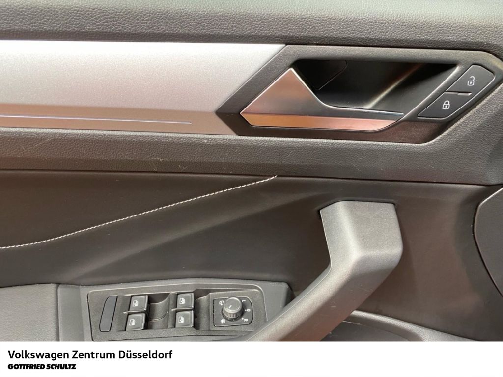 Volkswagen T-Roc - Bild 11