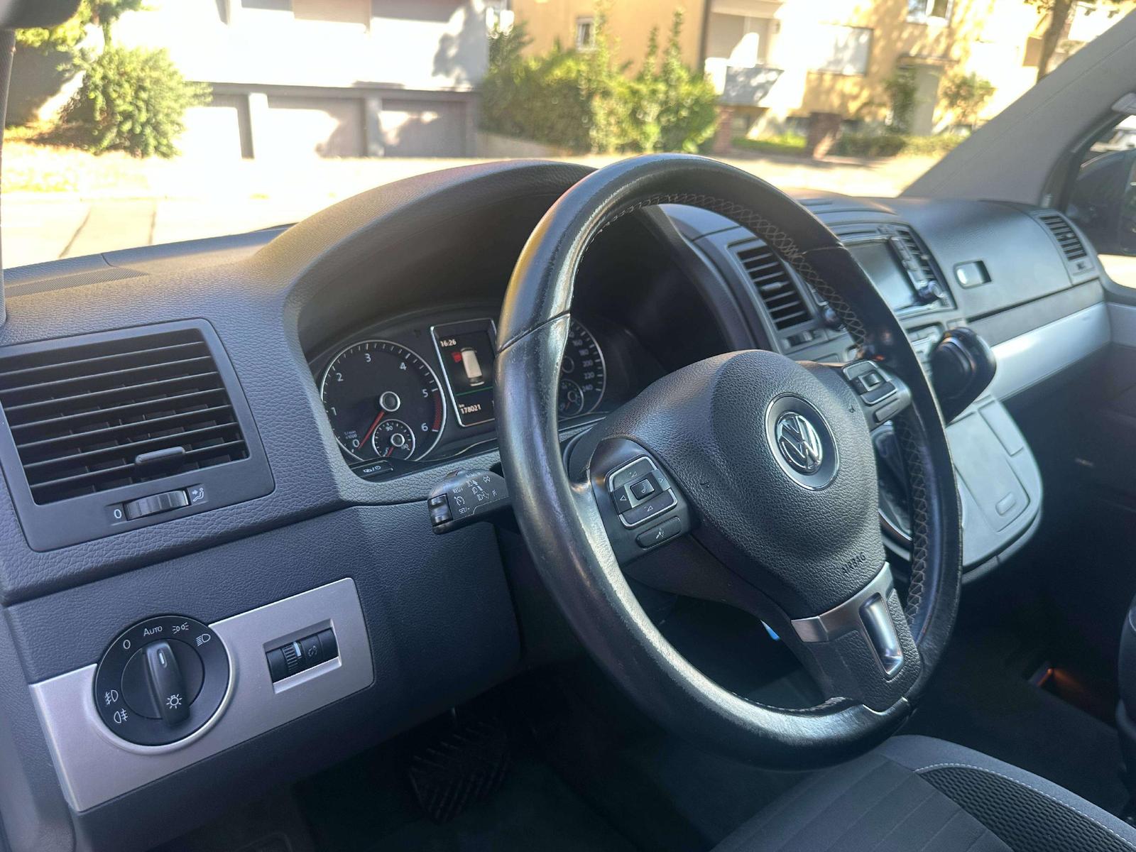 VOLKSWAGEN T5 MULTIVAN EDITION 25 2.0 TDI 4MOTION 180ch - 7 PLACES - TOIT PANORAMIQUE - BI-XÉNON - CAMÉRA DE RECUL